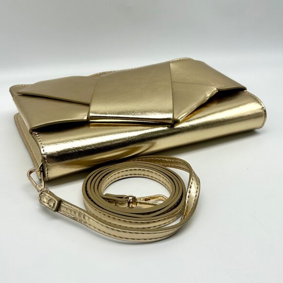 On 34th Soft Gold Rosemari Geometric Crossbody Clutch - Picture 10 of 12